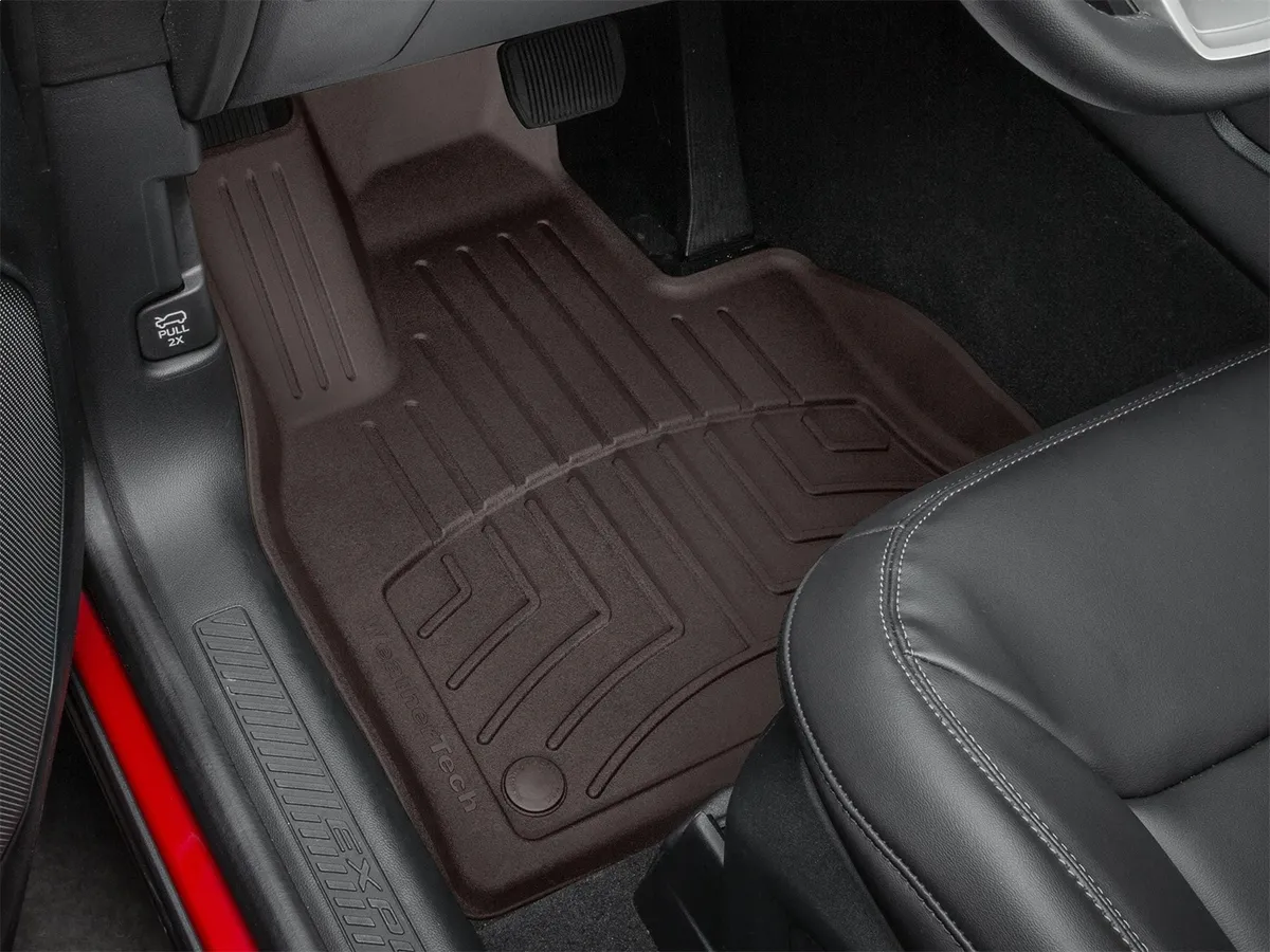FloorLiner™ HP; Cocoa; Front; product image