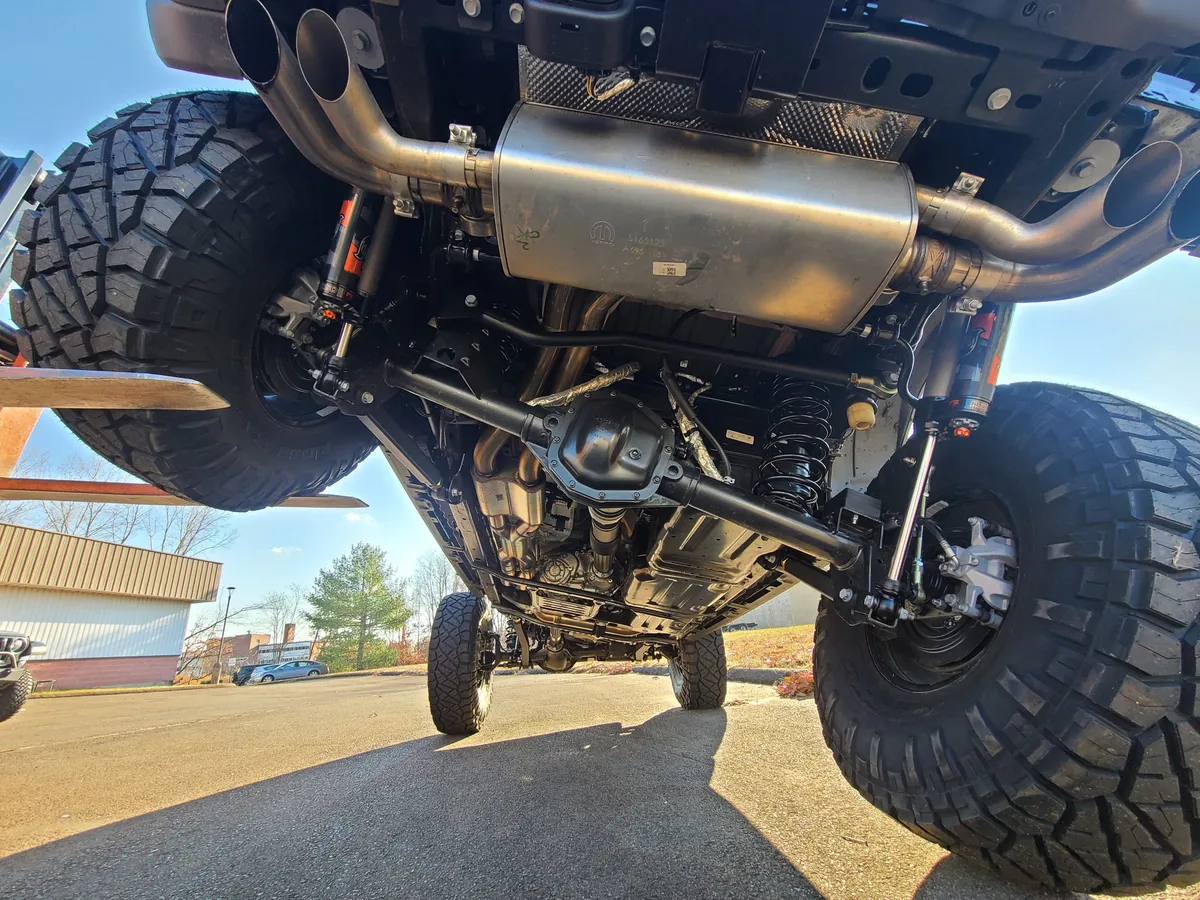 JL - Rear - 3.5-4" Performance Elite Series 2.5 Reservoir Shock (Pair) - Adjustable product image