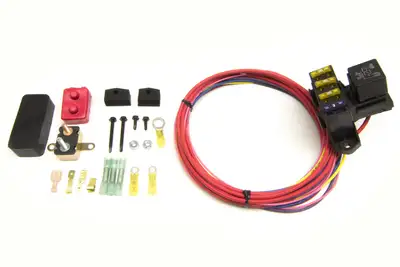 Painless Wiring 3-Circuit Weather Resistant Fuse Block; 1 Constant-Hot/2 Ignition-Hot Circuits; Uses One 40 Amp Relay; Incl. Fuse Cover;