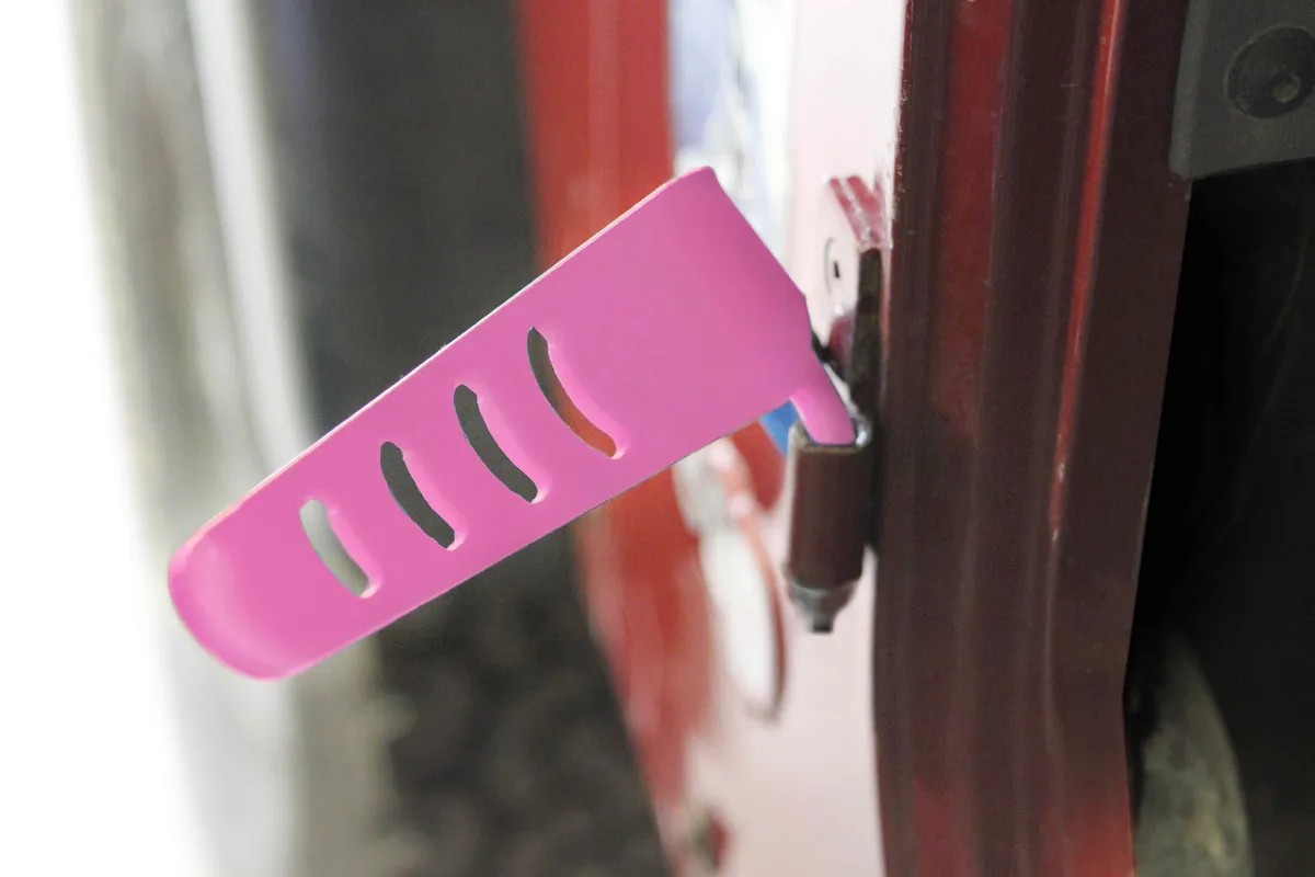 Steinjäger Exterior Accessories Wrangler TJ 1997-2006 Foot Pegs Pinky product image