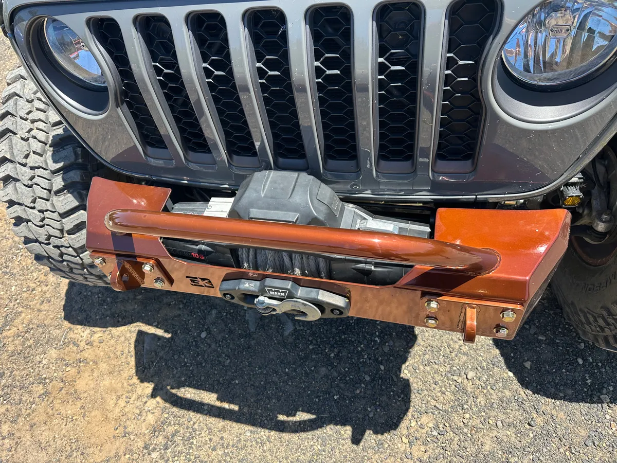Gauntlet Front Bumper w/Bull Bar Tube for Jeep JL/JT (2018+) product image