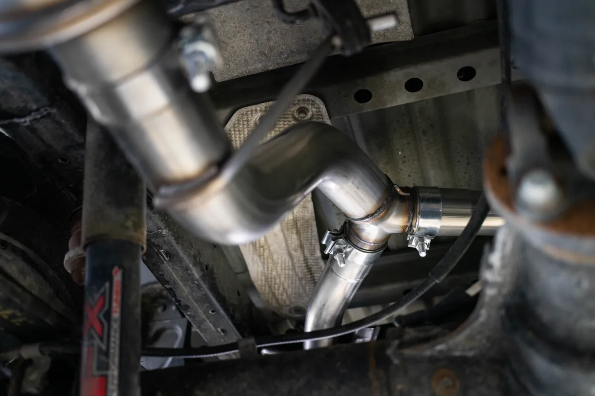 Armor Pro Cat Back Exhaust System; 2.5 in.; Incl. Front Pipe/Muffler/Tailpipes/Hardware/4 in. OD Tips; Dual Split Rear Exit; T304 Stainless Steel; product image