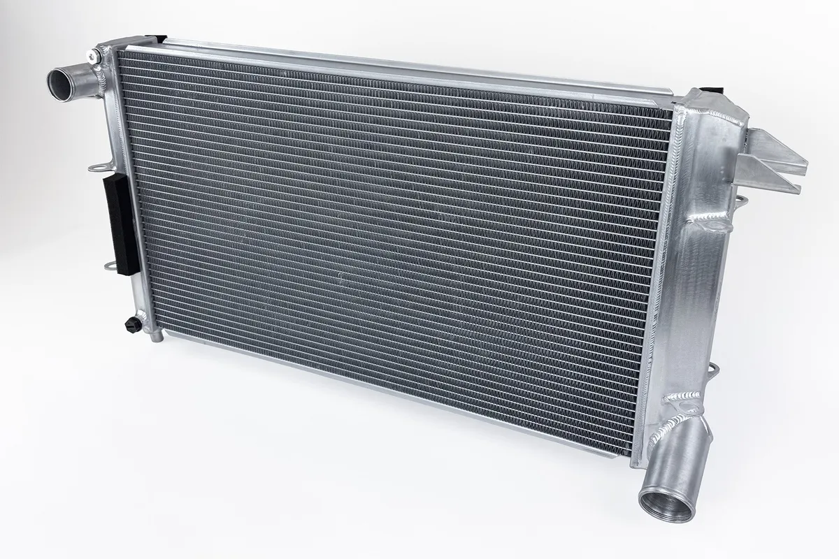 0506 Ford gt Highperformance Allaluminum Radiator Satin Silver product image