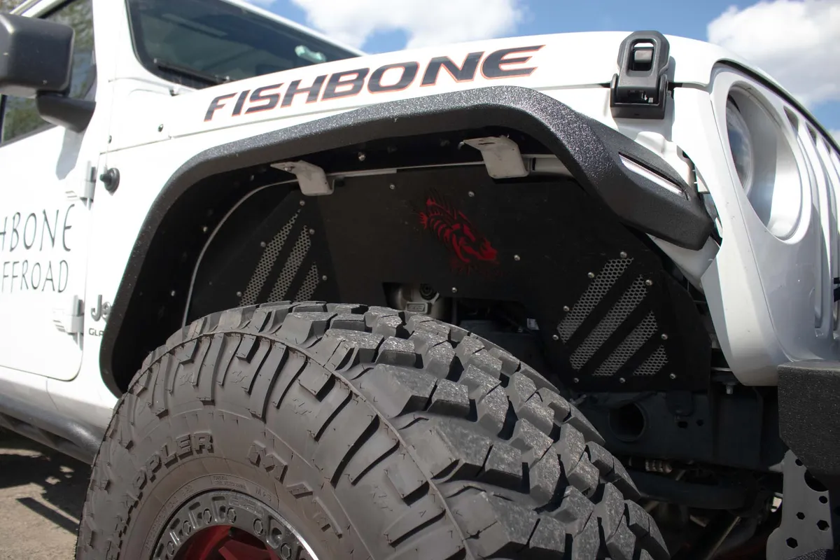 Fishbone Offroad 2018-Current Jeep Wrangler JL, JLU & 2020-Current Jeep JT Gladiator Aluminum Elite Front Fenders FB33455F product image