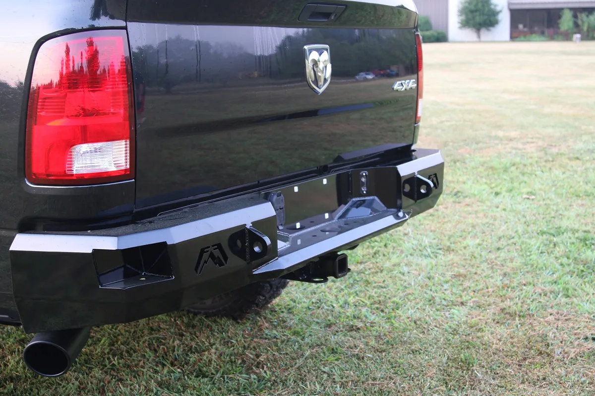 Fab Fours 0918 RAM 1500/1018 RAM 2500/3500(19 Classic)heavy Duty Premium Rear Bumper Matte Black