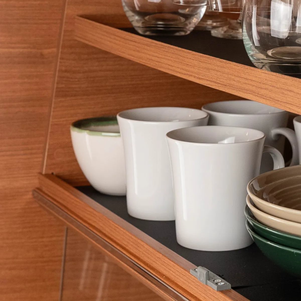 Magnetic porcelain tableware set CLASSIC product image