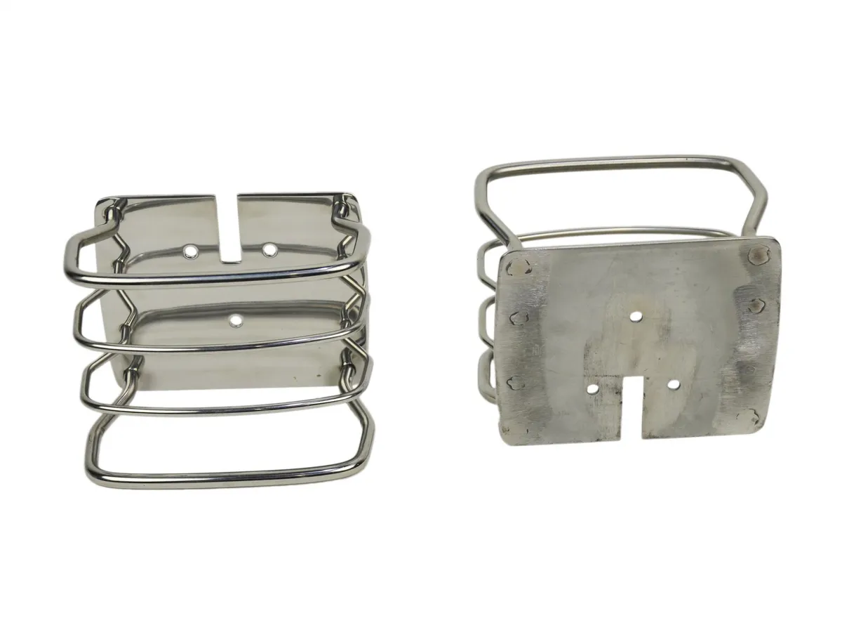 JEEP CJ/YJ/TJ Taillight Guard Pair 76-06 CJ Wrangler YJ/TJ Polished Silver Kentrol product image
