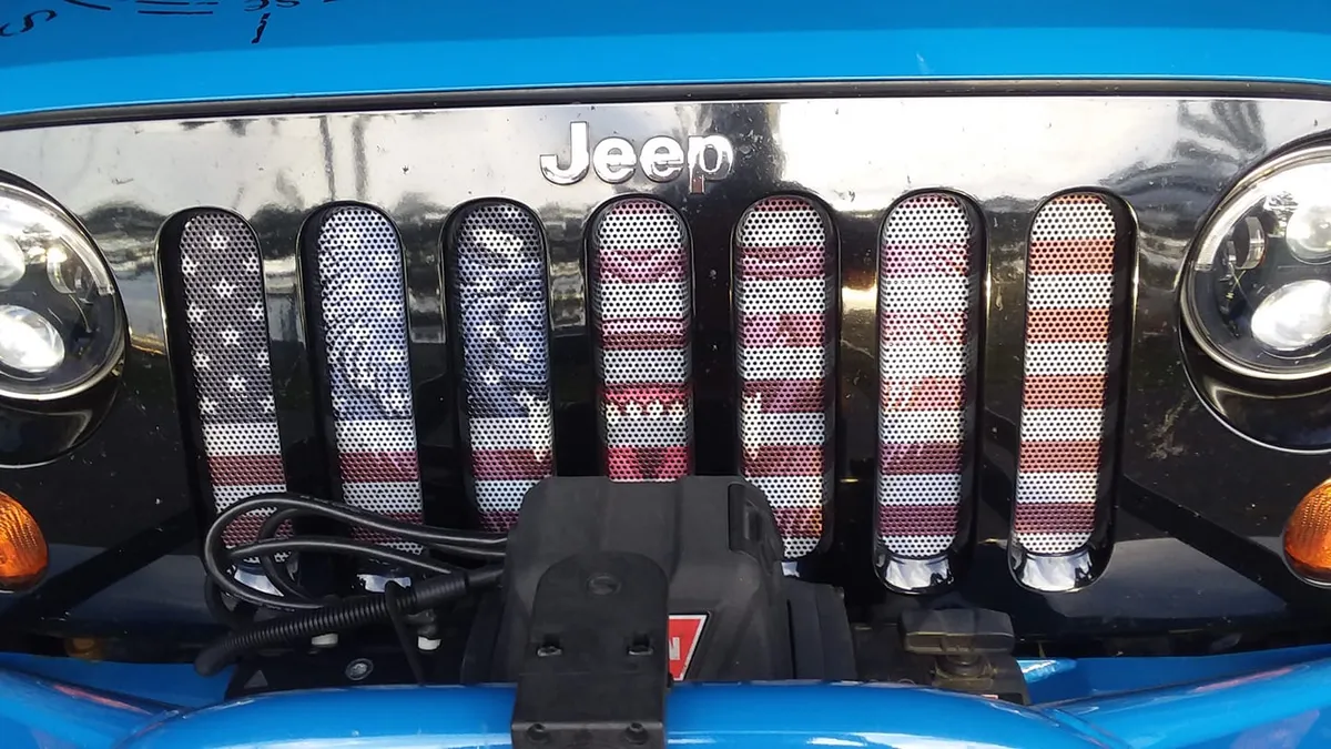 Wolves Collection Grille Inserts product image