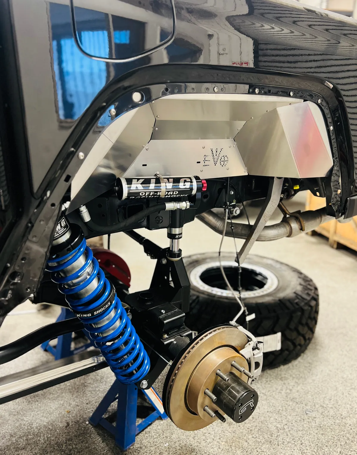 Evo Manufacturing Rear Aluminum Inner Fenders - Black - JT product image