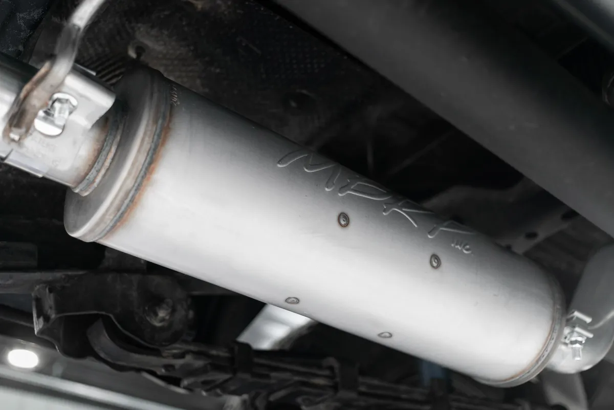 Armor Plus Cat Back Exhaust System; 3 in.; Incl. Front Pipe/Muffler/Tailpipe/Hardware/4 in. OD Tip; Single Side Exit; T409 Stainless Steel; product image