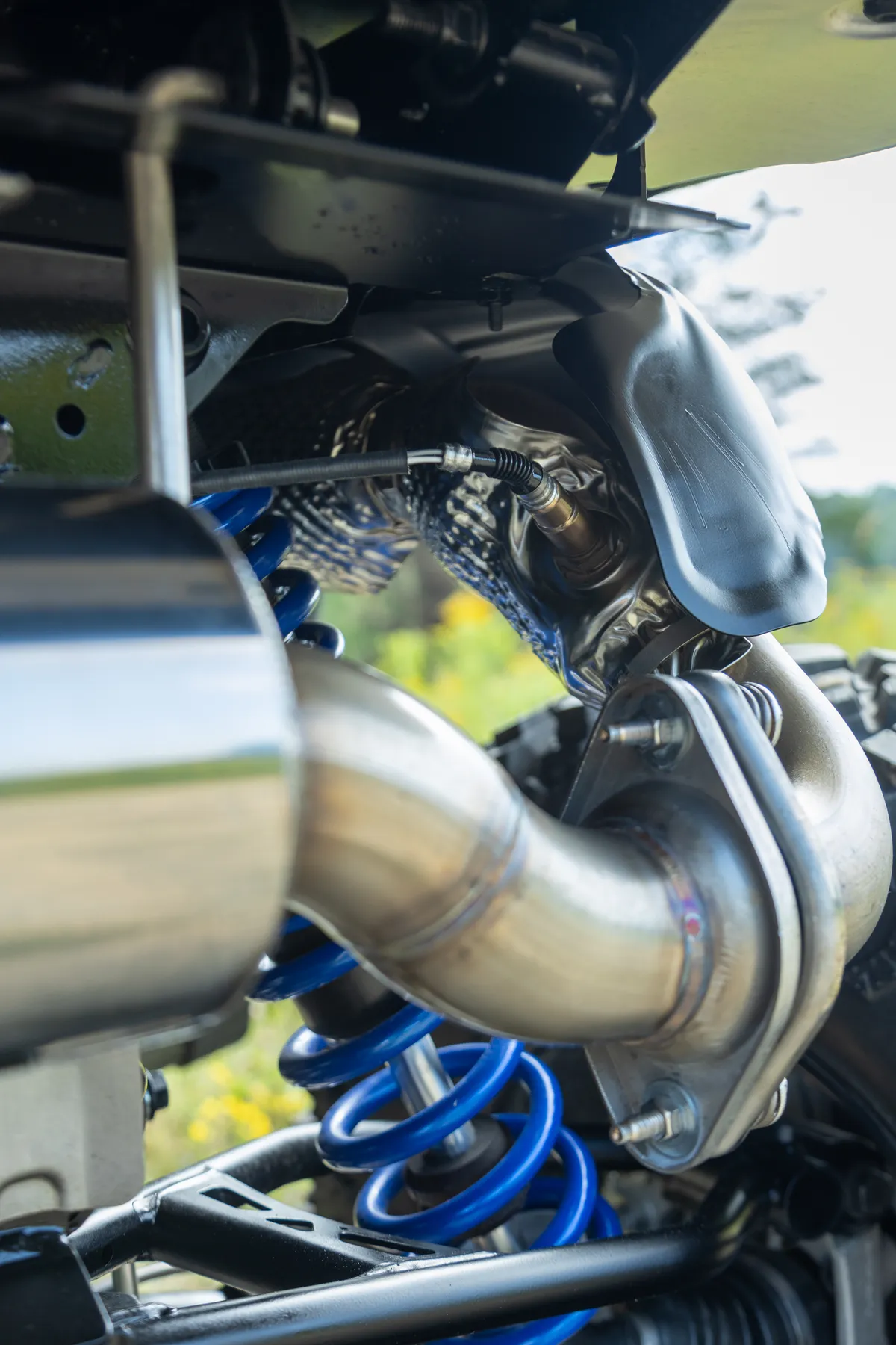 MBRP AT-9539PT, 2.5-inch OD Outlet, 5-inch OD T304 Stainless Steel, Performance Muffler. product image