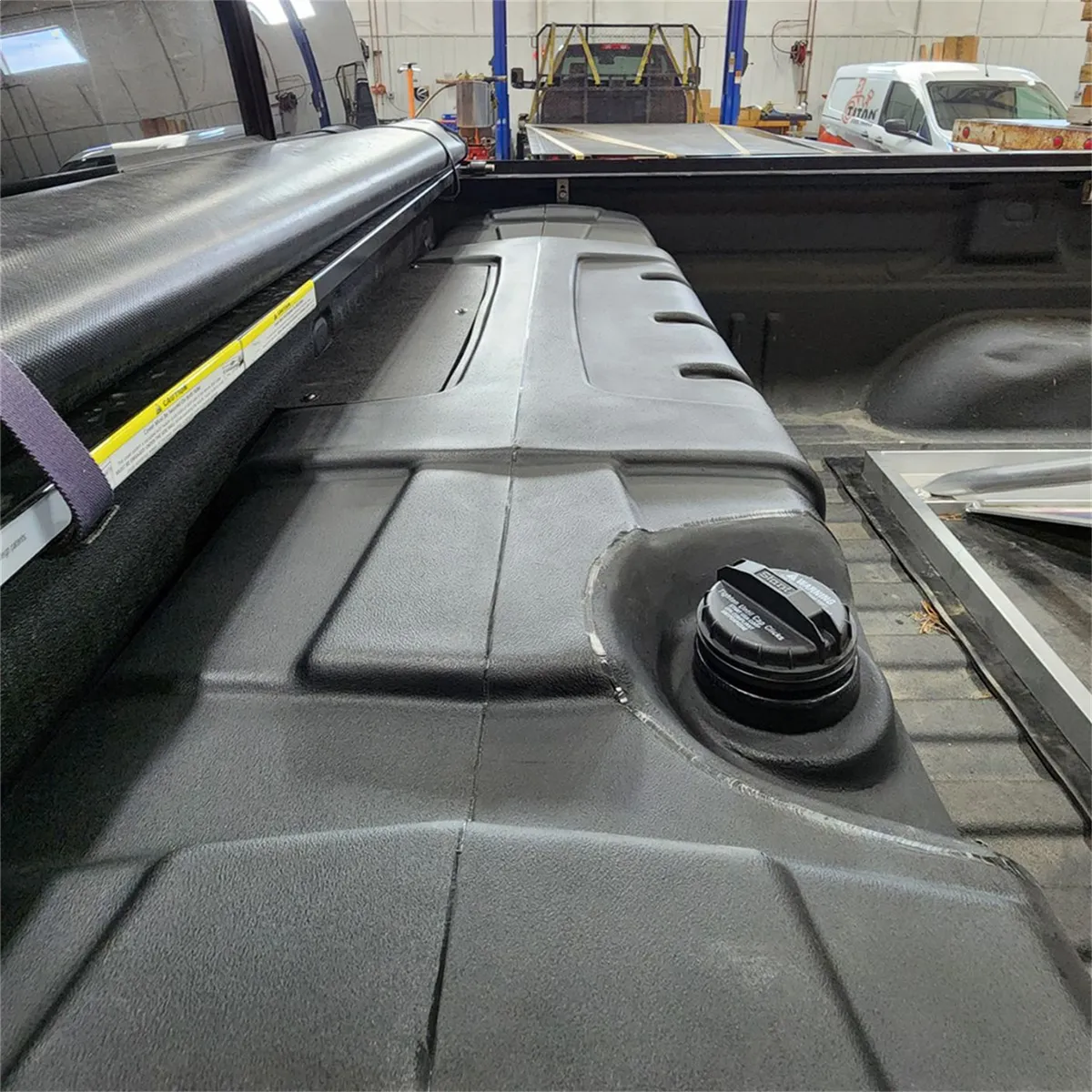 Titan Fuel Tanks 5410050 TITAN Travel Trekker In-Bed Auxiliary Fuel System 50 Gallon product image