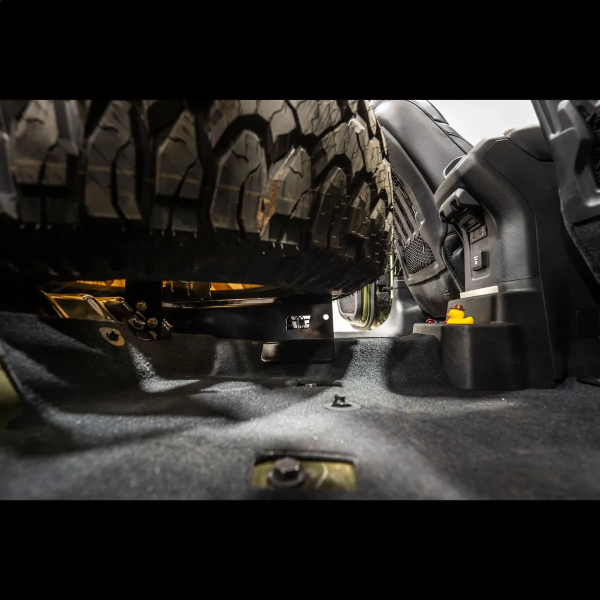 07c Jeep Wrangler Unlimited Interior Spare Tire Carrier Kit product image