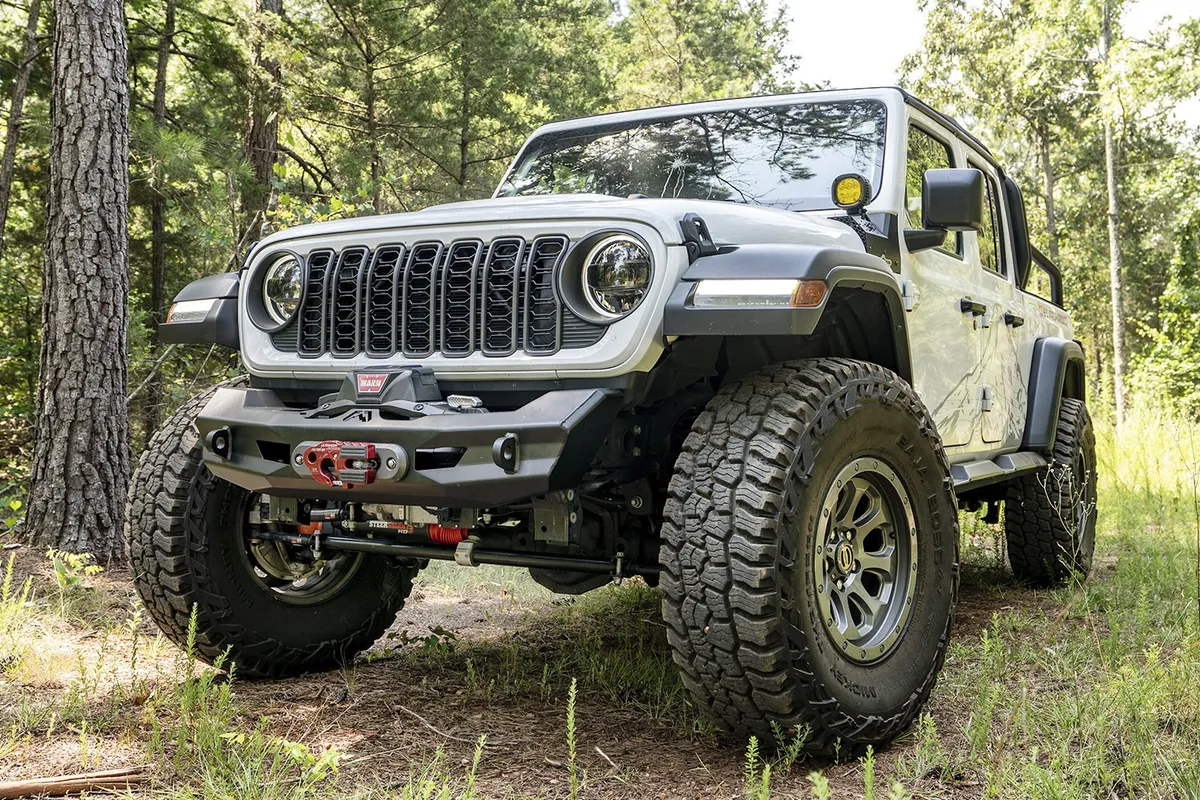 2018-2025 Jeep Wrangler JL/JT Premium Front Ghost Stubby Bumper w/ No Guard product image