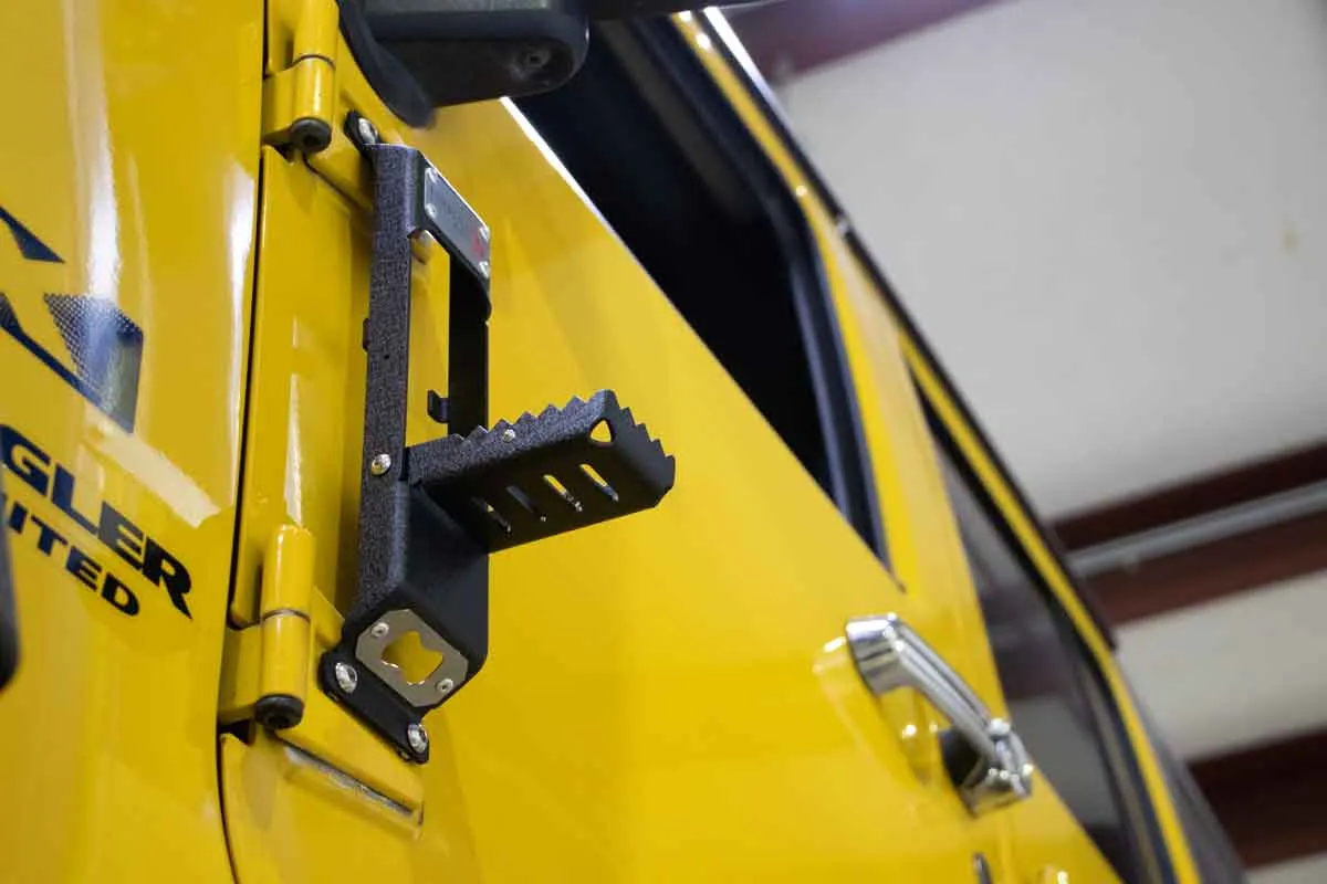 Fishbone Offroad Door Mounted Step for 2007 & Up Jeep Wrangler/Gladiator FB21237 product image