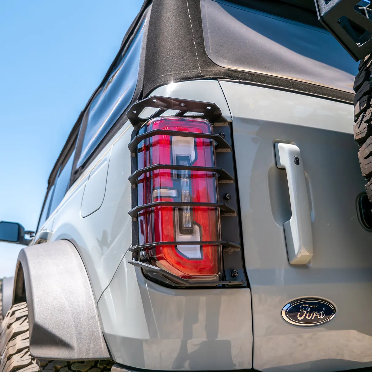 21c Bronco (Excludes Raptor) Rear Tail Light Guards product image