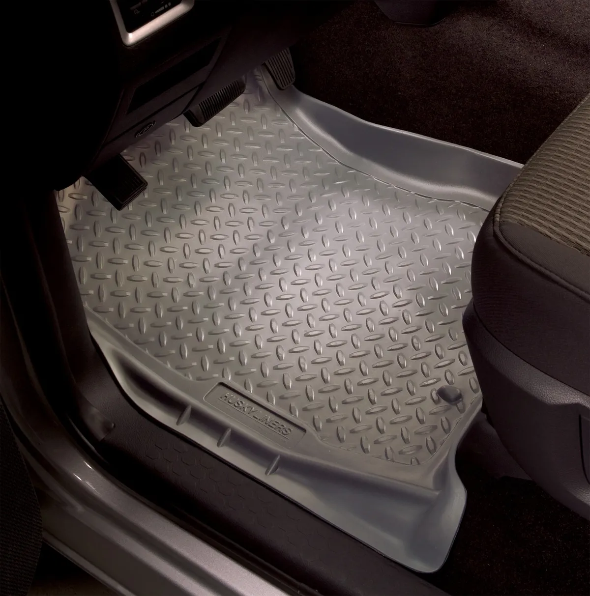9904 Grand Cherokee 4 DR Front Floor Liner Black product image