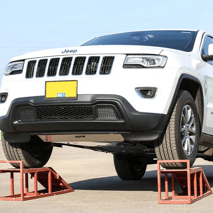 Jeep Grand Cherokee WK2 Skid Plate Kit (3 Pcs) | without Urea Tank product image