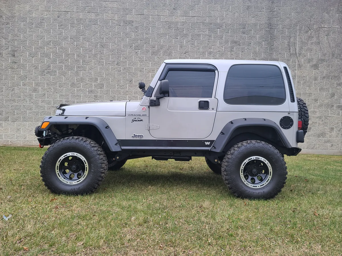 FOX 2.0 TJ/LJ - Front - 3-4.5" Performance Series IFP product image