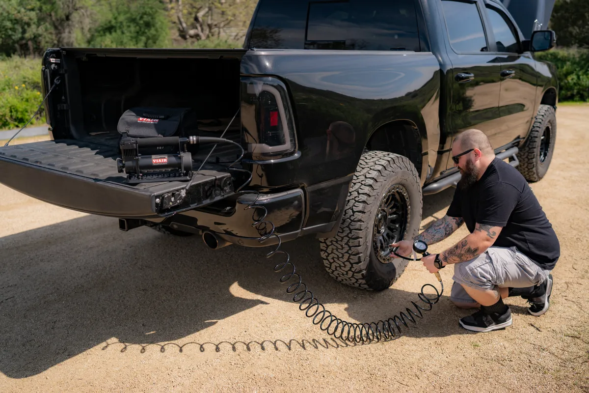 450pa Automatic Portable Compressor Kit (100% Duty 150 PSI Working Pressure) product image