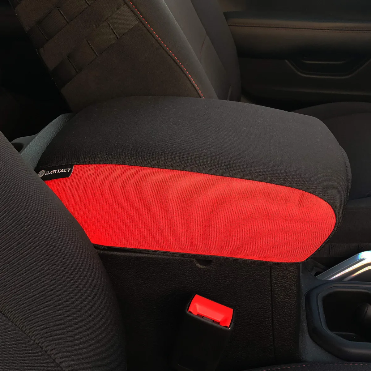Jeep Center Console Cover Padded For 18-Up Wrangler JL Jeep JL/JLU Graphite Side/Black Top Bartact product image