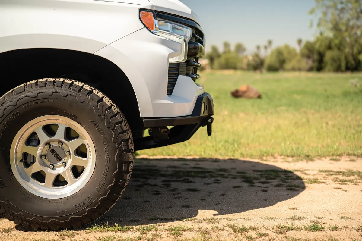 DV8 Offroad 2021-2025 Ford Bronco Tube Series Front Bumper FBCS1-08 product image