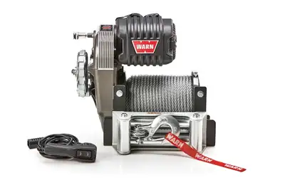 Warn WARN - High-output 6HP motor for 10 000lb pulling capacity ; IP68 waterproof Albright electrical contactor ; 125ft of 3/8 diameter steel cable ; High-strengt