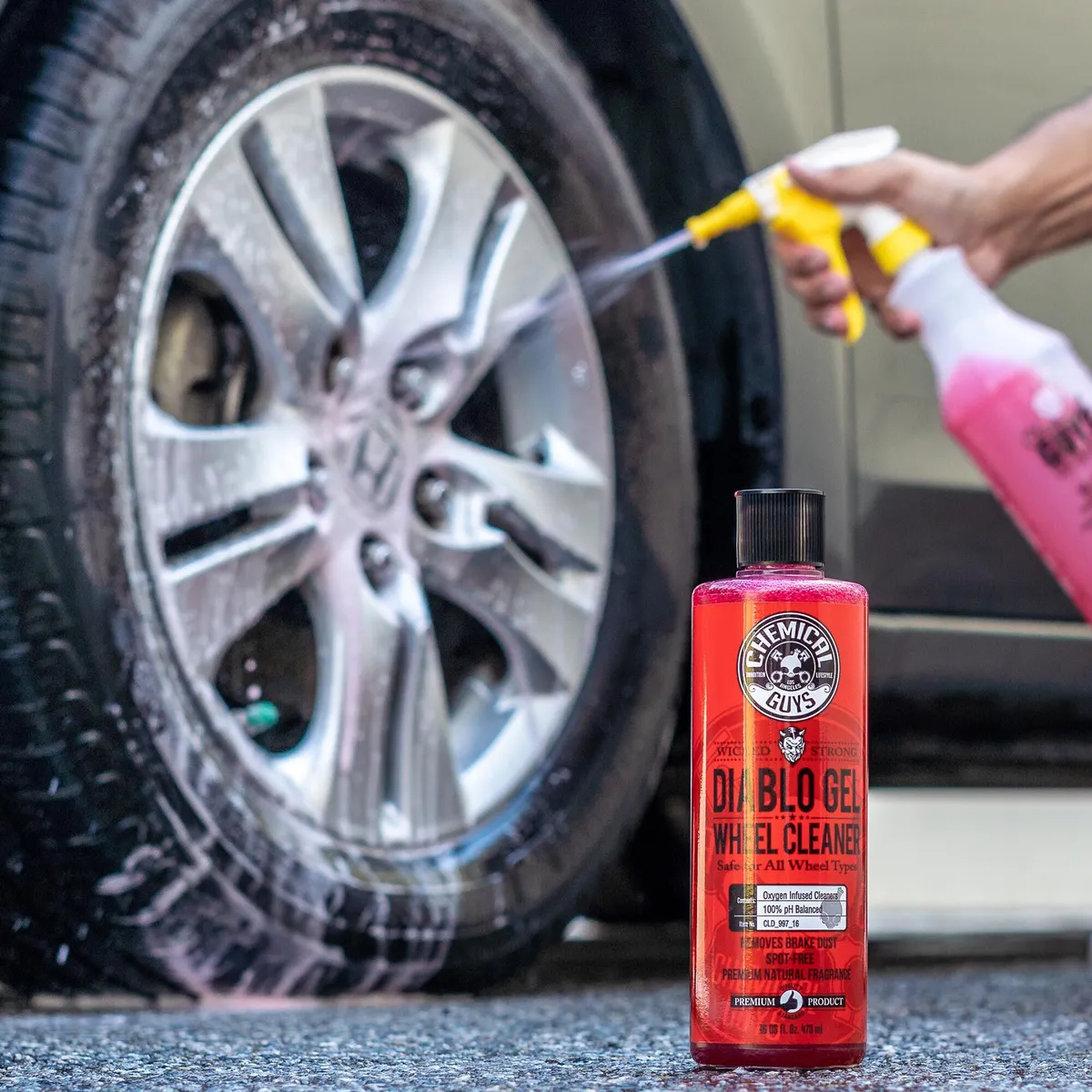 Diablo Gel Wheel & Rim Cleaner Concentrated Suspension Rim & Wheel Cleaner (1 Gal) product image