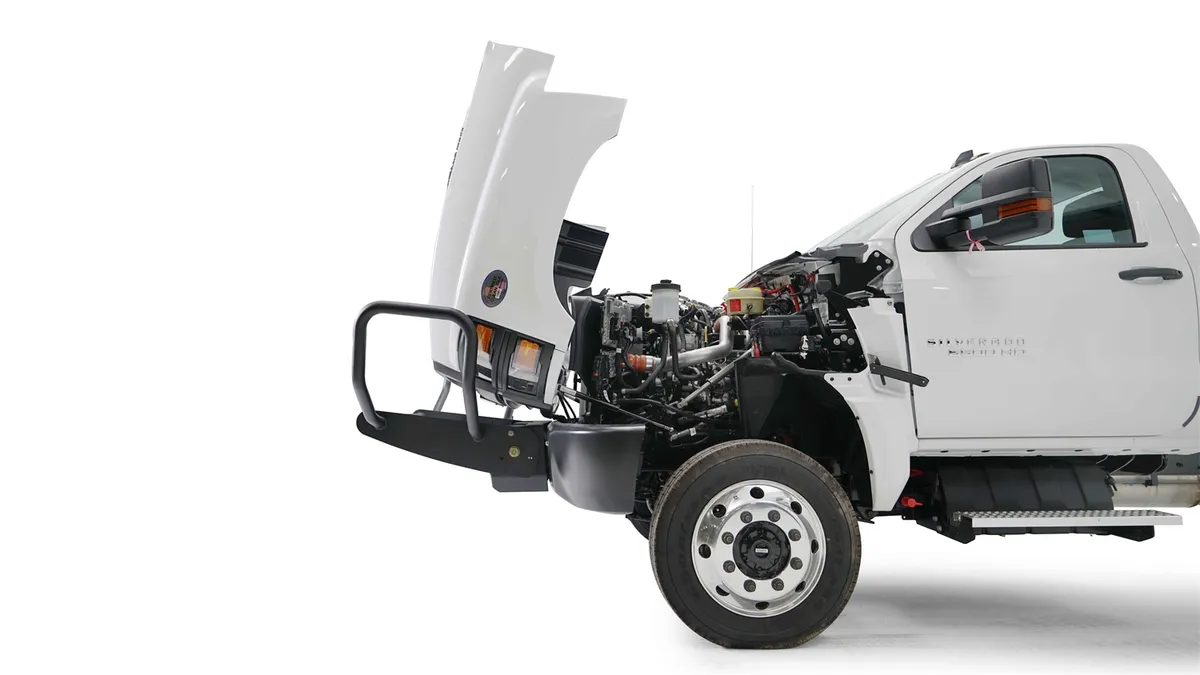 Chevy 4500-6500 Kodiak Winch Mount with Grill Guard product image