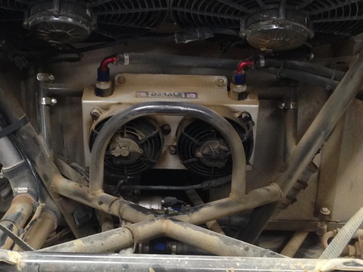 19 Row Hyper-Cool Dual Cool Remote Fluid Cooler, -10AN product image