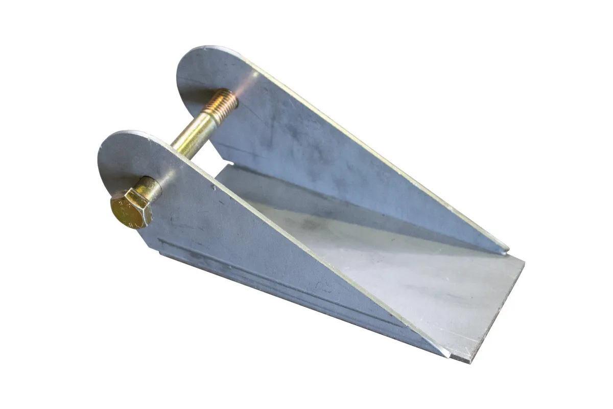 Rust Buster 2000-2014 Chevy Suburban Tahoe Avalanche Gmc Yukon And Yukon XL / 2002-2014 Cadillac Escalade And Escalade Ext Esv Rear Lower Control Arm Mount Rb7427 product image