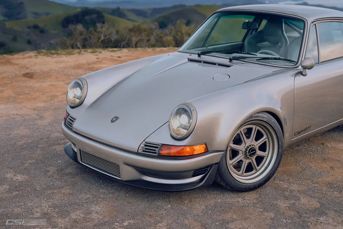 CSF Cooling - Racing & High Performance Division 8202 Universal Single-Pass Oil Cooler / RSR Porsche / M22 x 1.5 / 22L x 4.75H x 2.16W product image