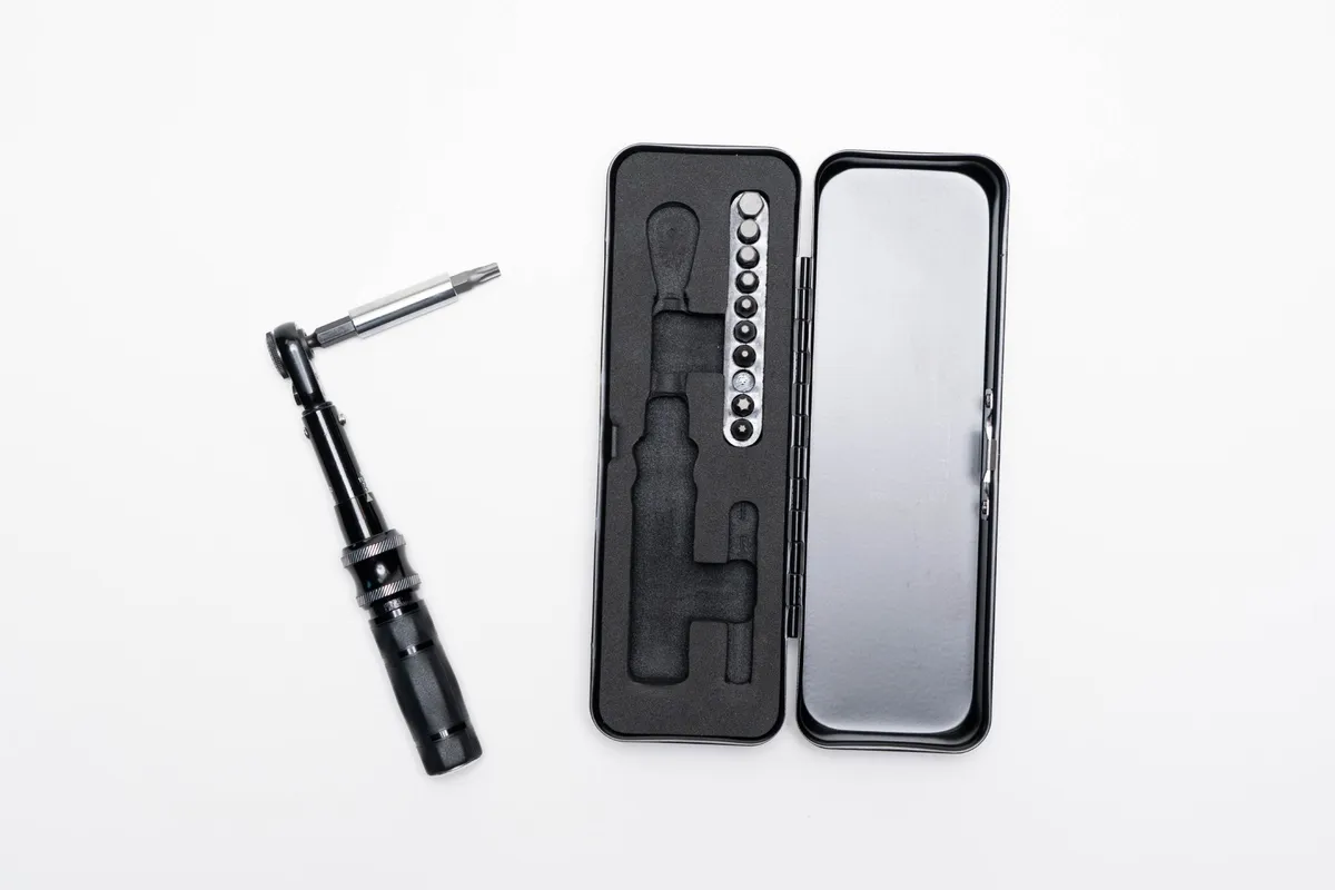 Medium Foldling Torque Wrench Set (10 Bits & Extended nm Settings 212) product image