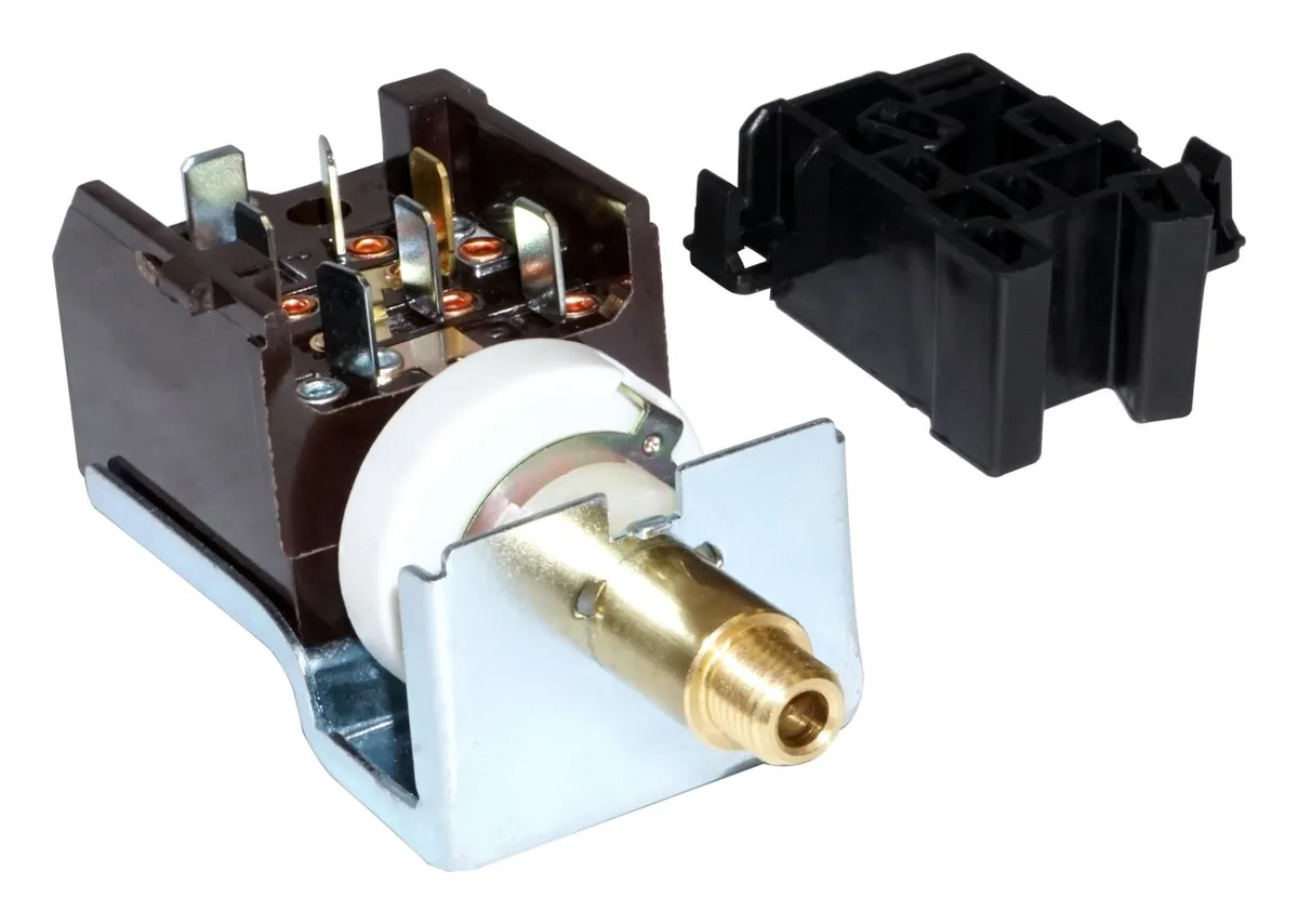 Head Light Switch Kit; Incl. Headlight Switch And Headlight Switch Connector; product image
