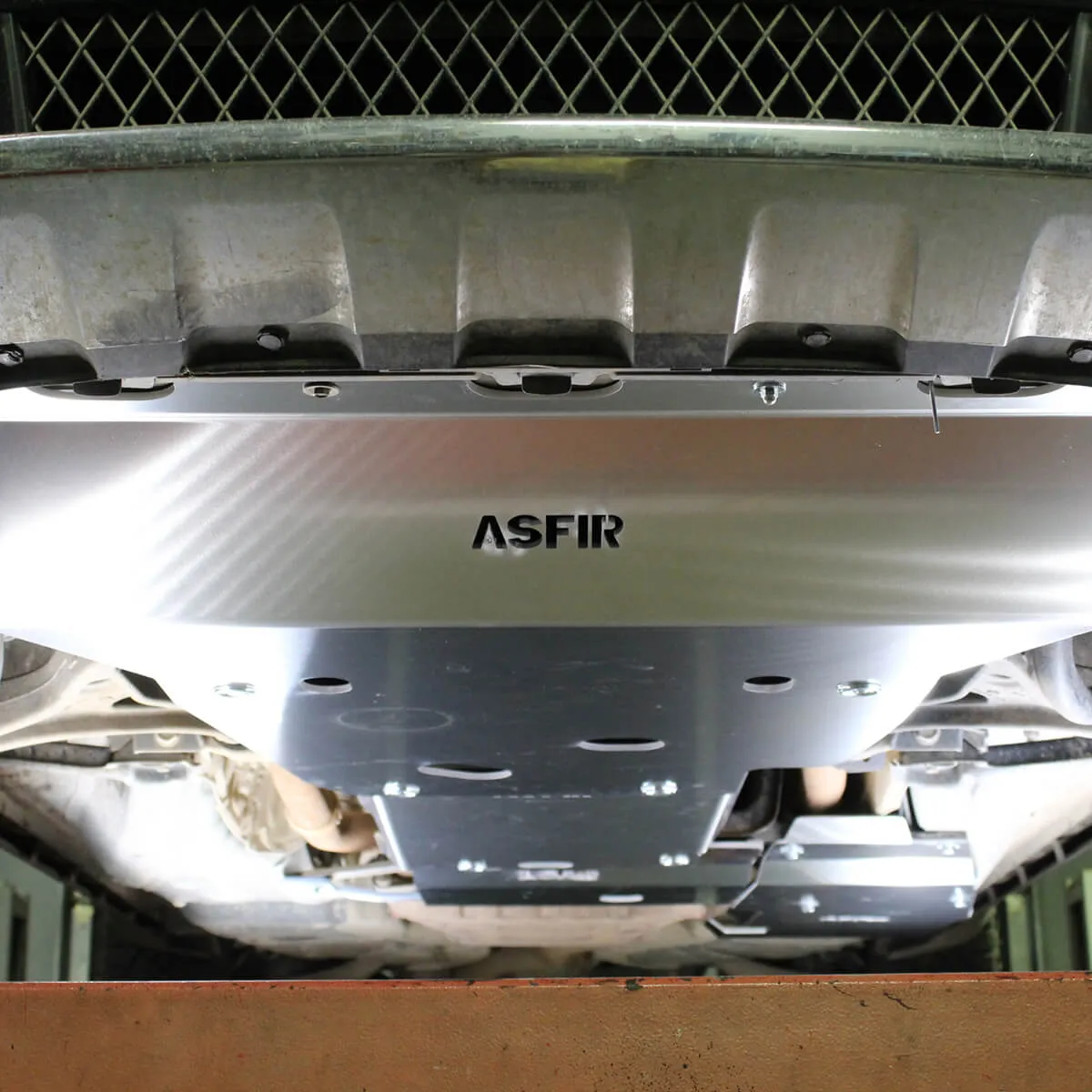 Jeep Grand Cherokee WK2 Front Skid Plate product image