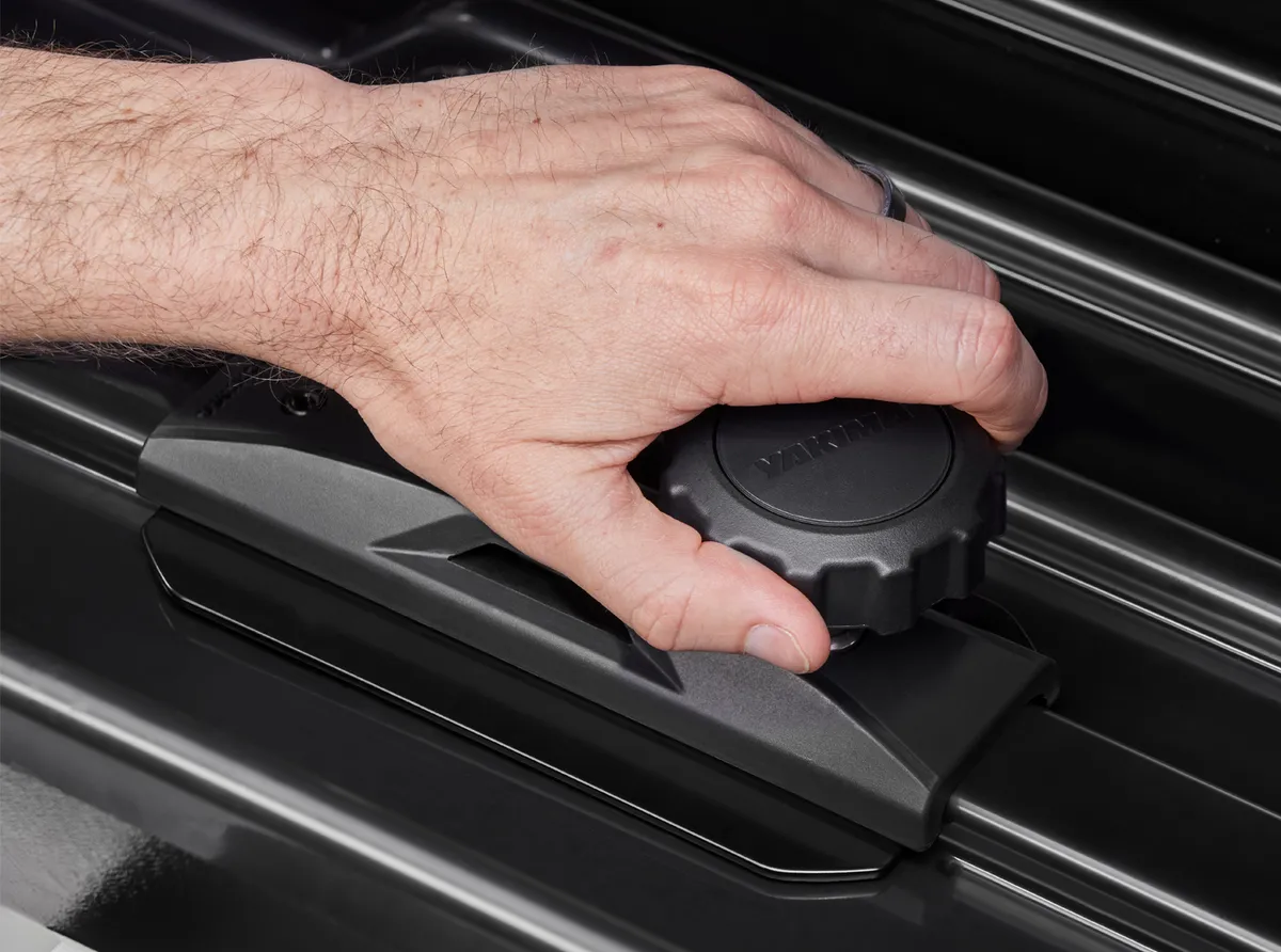 Cbx 18 Rooftop Cargo Box Black 18 cu ft product image