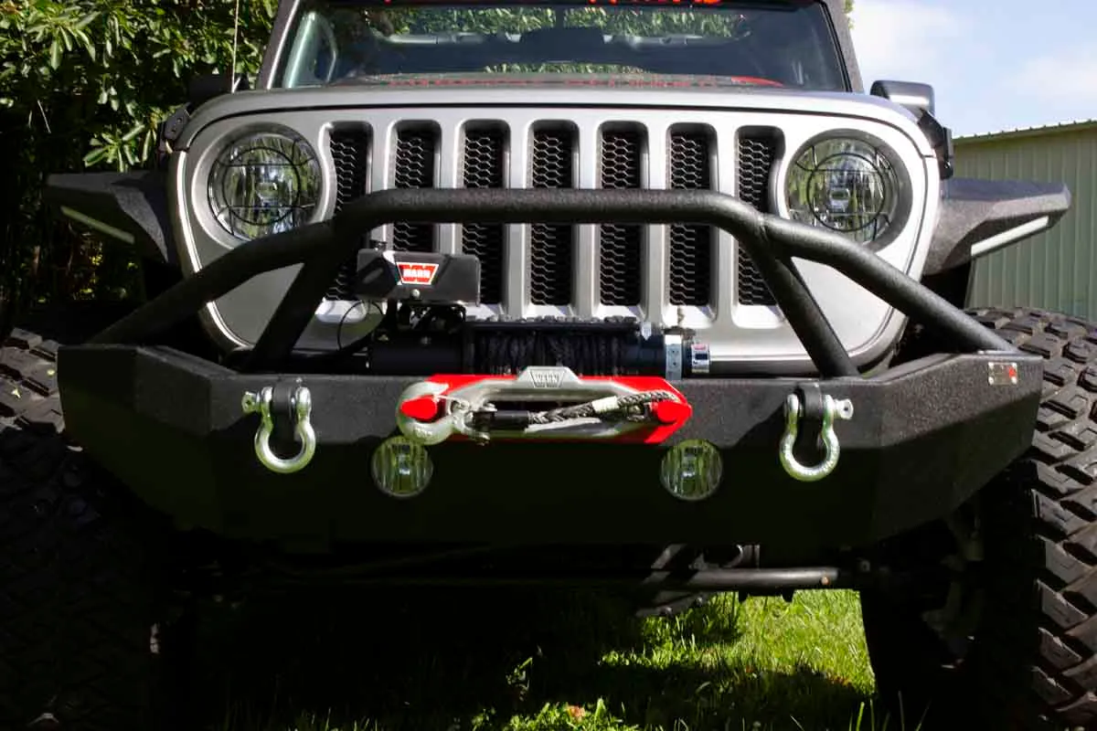 Fishbone Offroad Mid-Width Front Winch Bumper for 2018 & Up Jeep Wrangler/Gladiator FB22088 product image