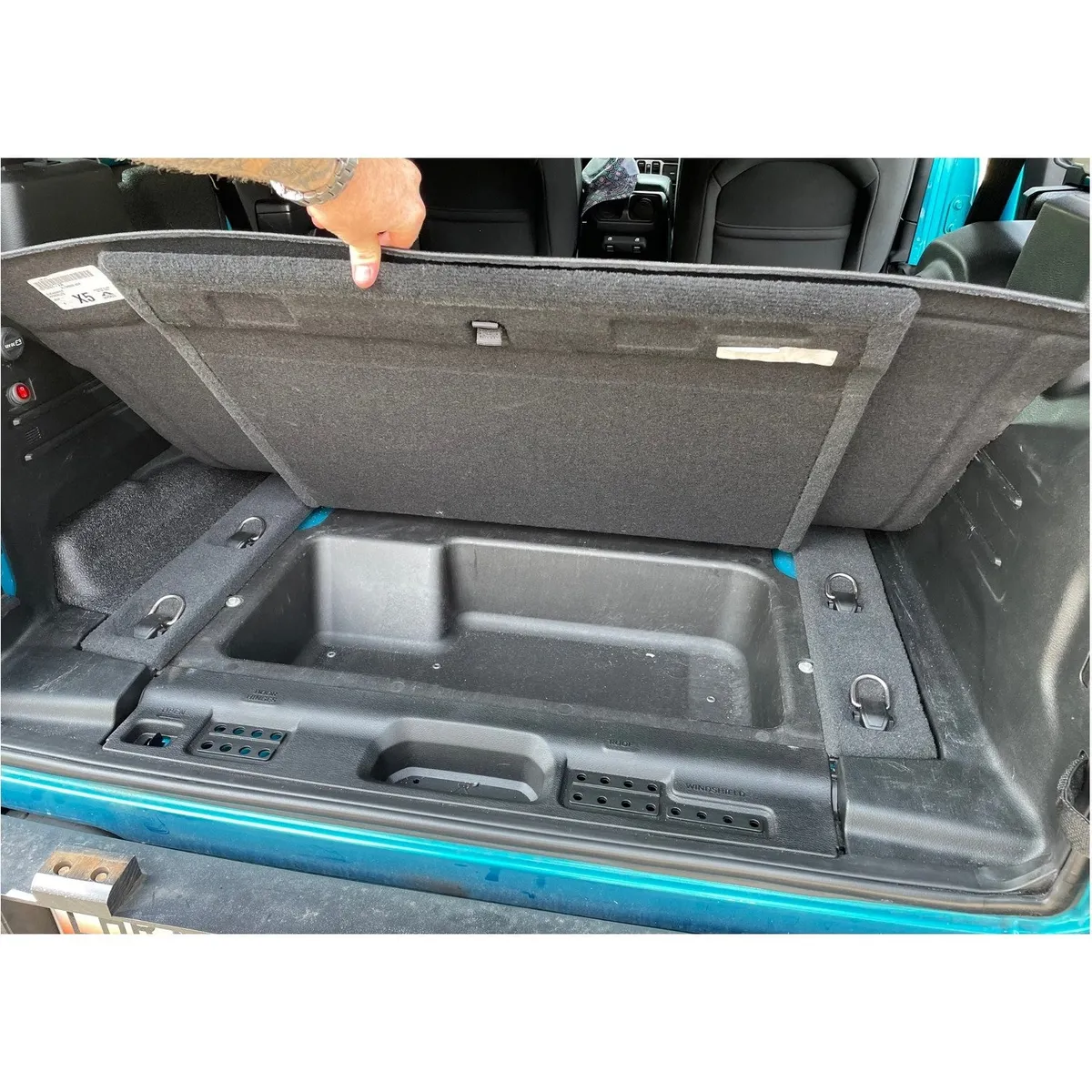 18-23 JLU 4DR cargo set cargo mat closeout wheelhouse covers WITH subwoofer mesa smoke product image