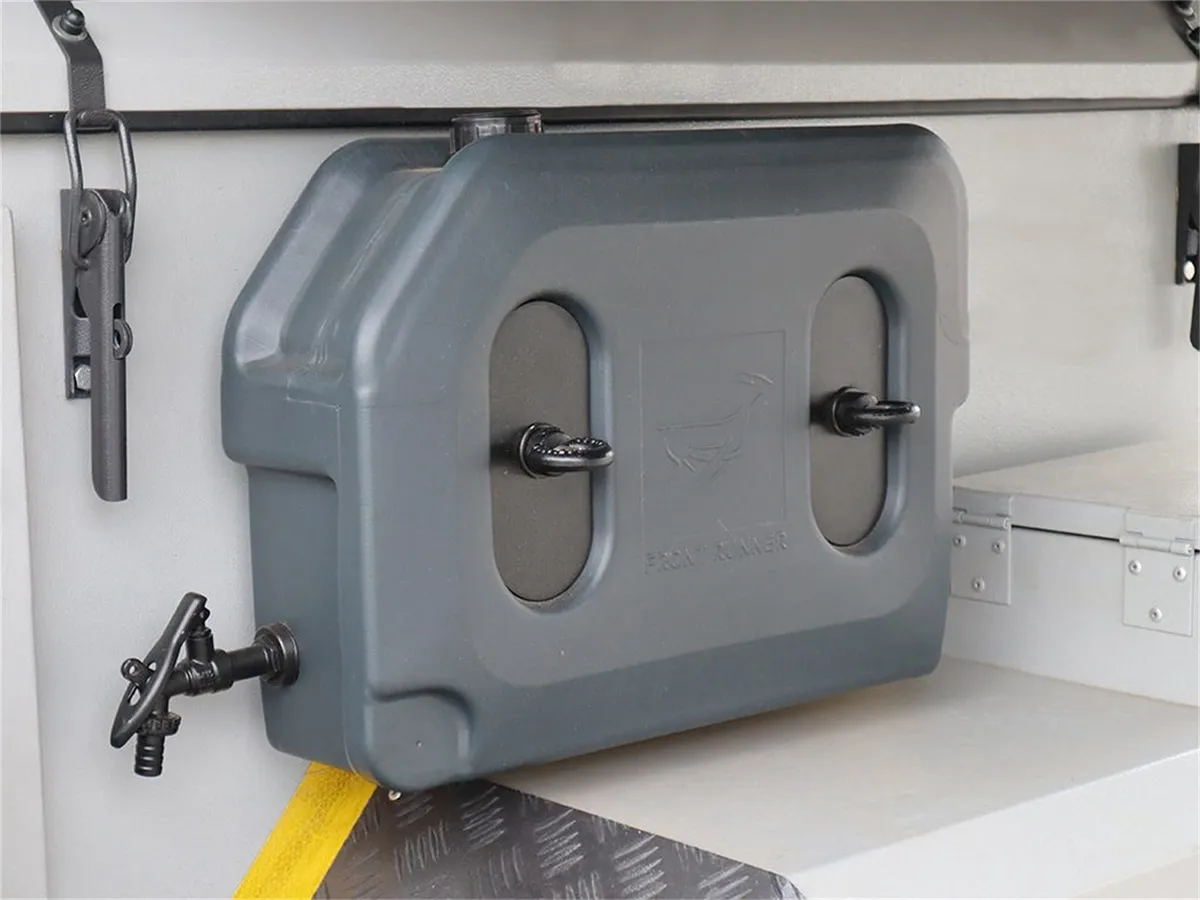 Trailer Side Mount for Pro Water Tank 20L - by Front Runner product image