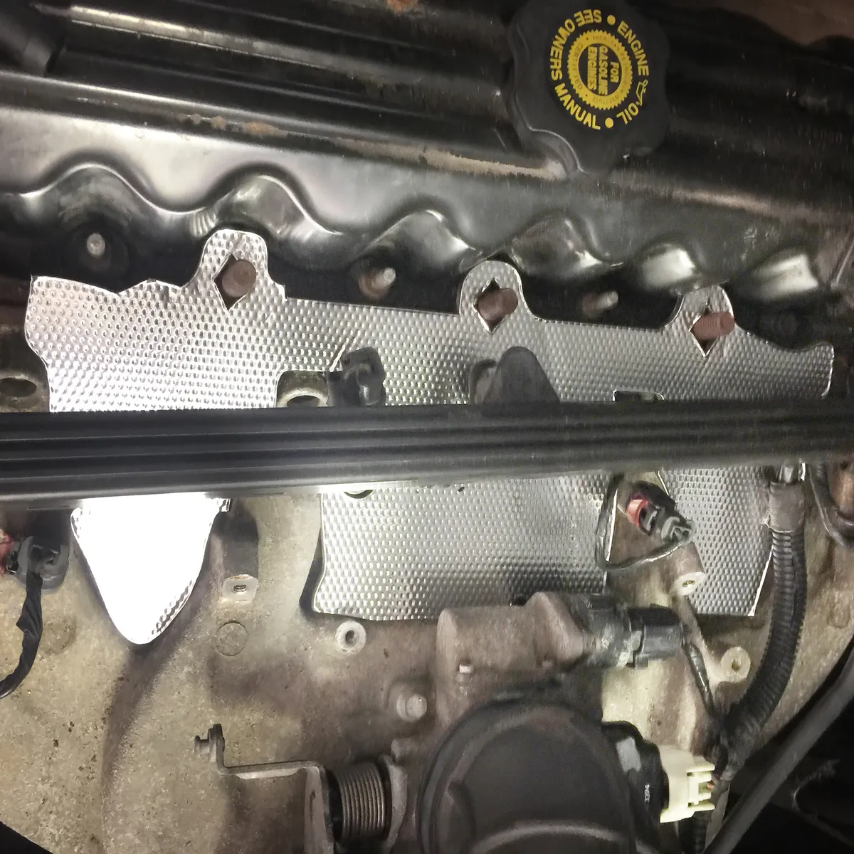 DEI 10378 '97-'04 Jeep 4.0L I6 Fuel Rail & Injector Cover Kit 010378 product image