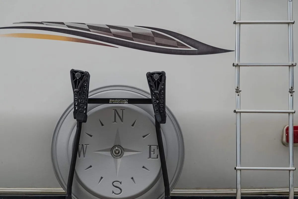 Around The Spare Deluxe 2 Bike Rack For rv Bumpers product image