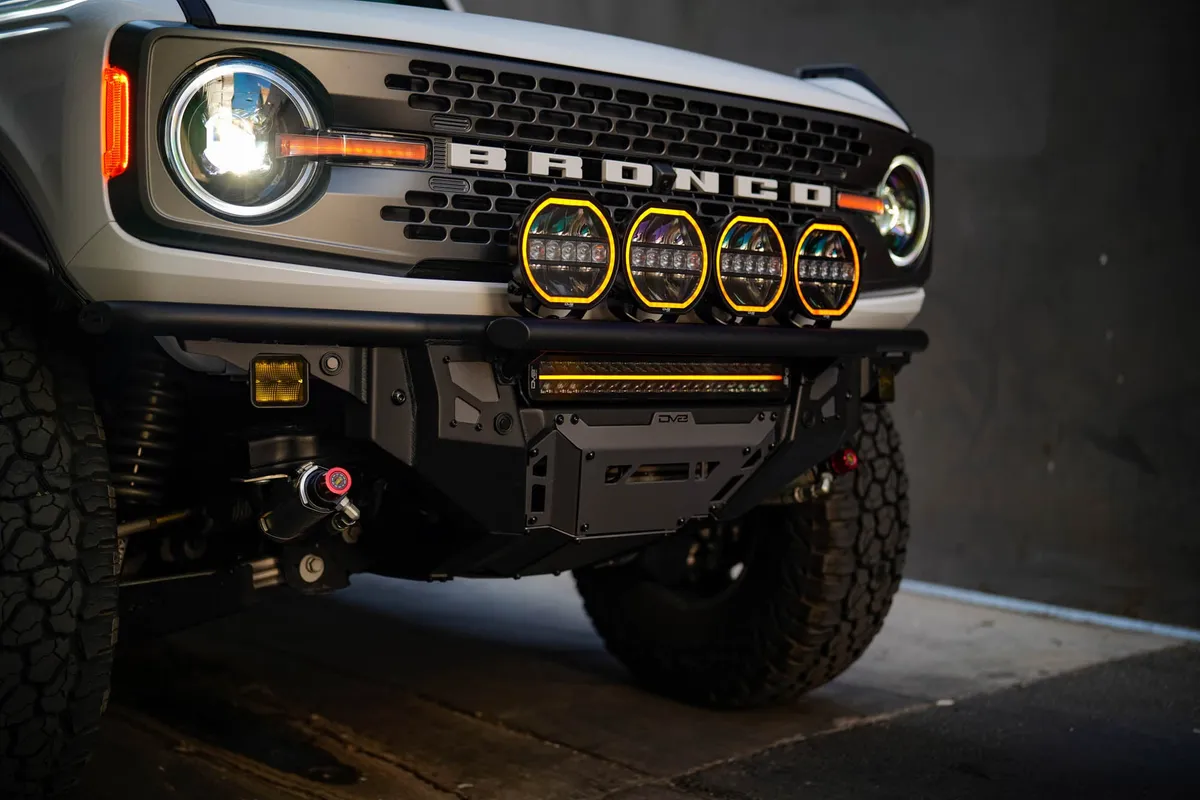 DV8 Offroad 20-Inch Halo Elite Dual Row Light Bar w/ Accent Light product image