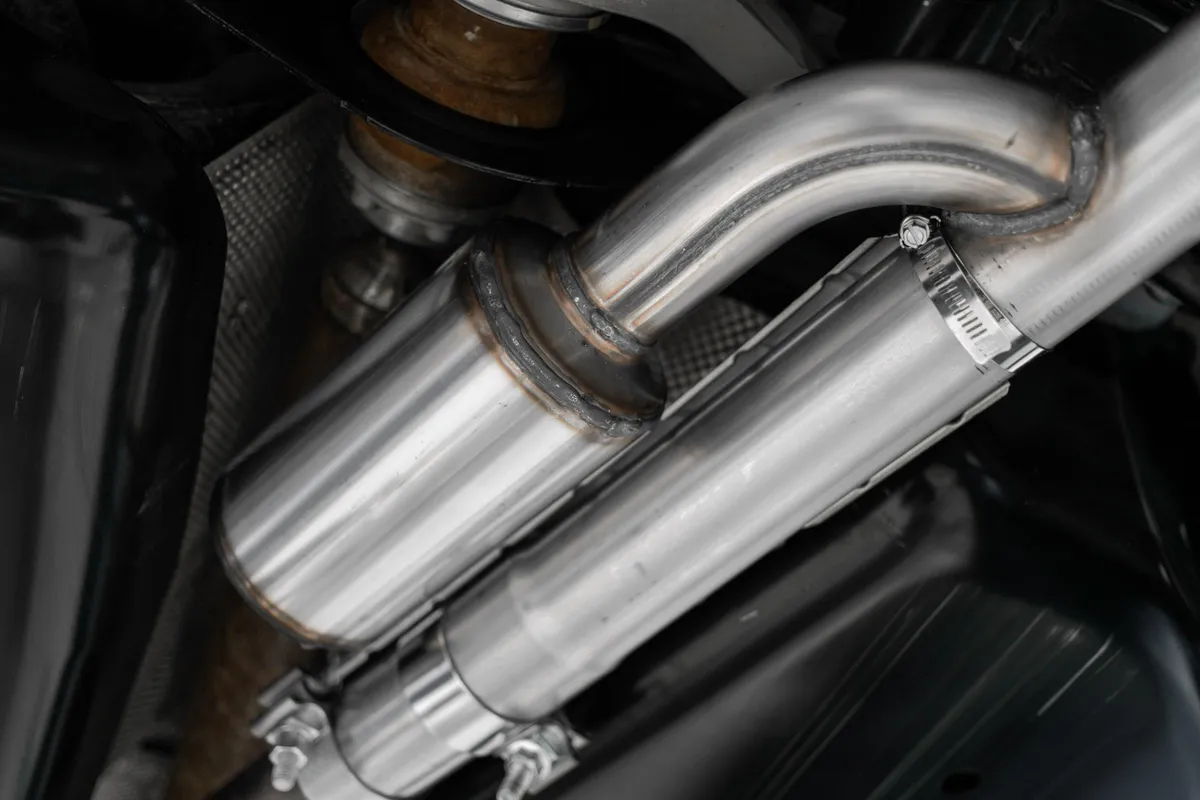 21-24 Ford Bronco Sport 2.0L EcoBoost Black Coated Aluminized Steel 2.5 Inch Resonator-Back Dual Split Rear Exit MBRP Exhaust System product image