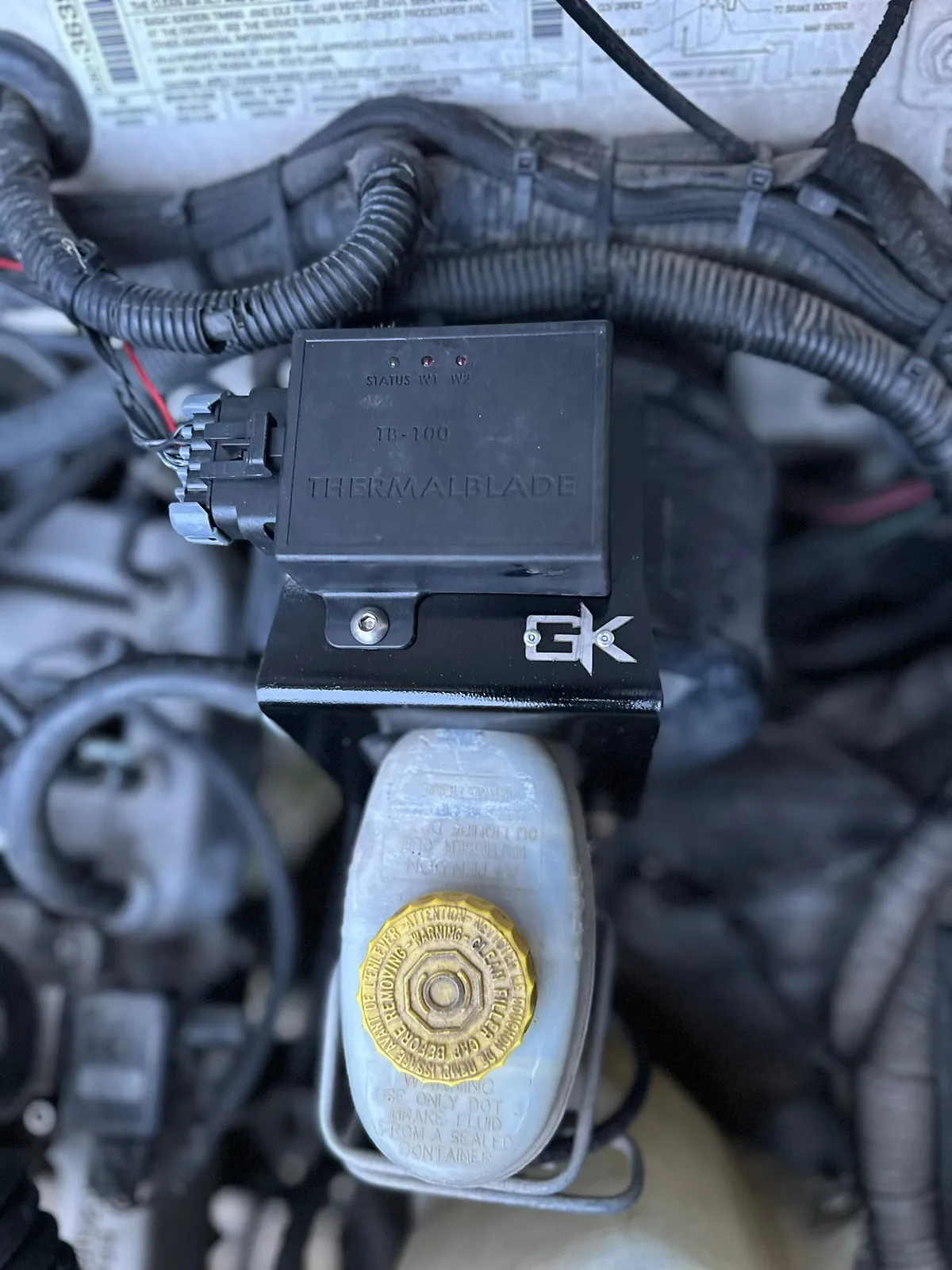 1984-2002 Jeep Cherokee XJ Heated Wiper Blades with Installation Bracket product image