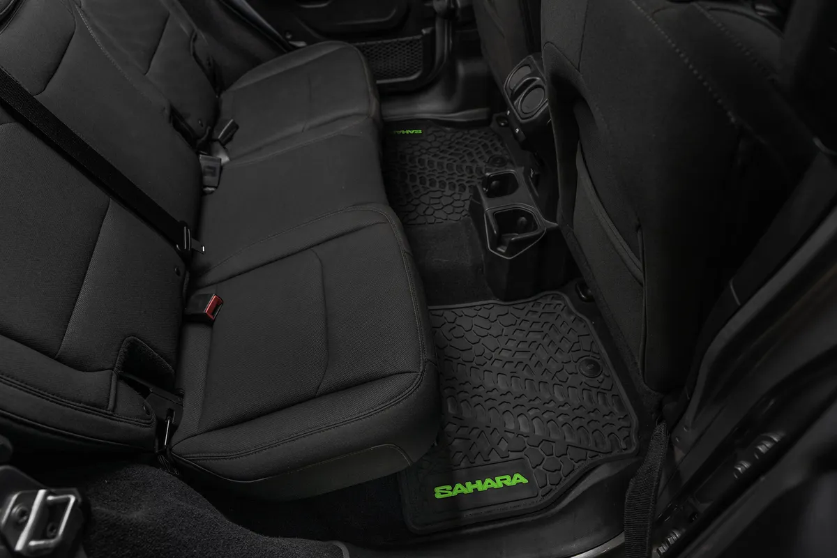 18-24 Jeep JLU 4 Dr Front and Rear -Tire Tread/Scorched Earth Scene w/ Sahara Insert - Black w/ Tan Insert product image