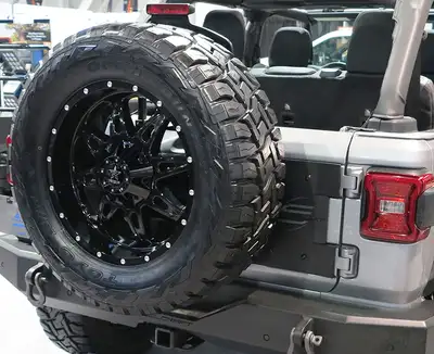 Steelcraft Automotive 18c Wrangler JL Tire Relocation Kit & Tailgate Reinforce Kittire Relocation Kit Txt Black