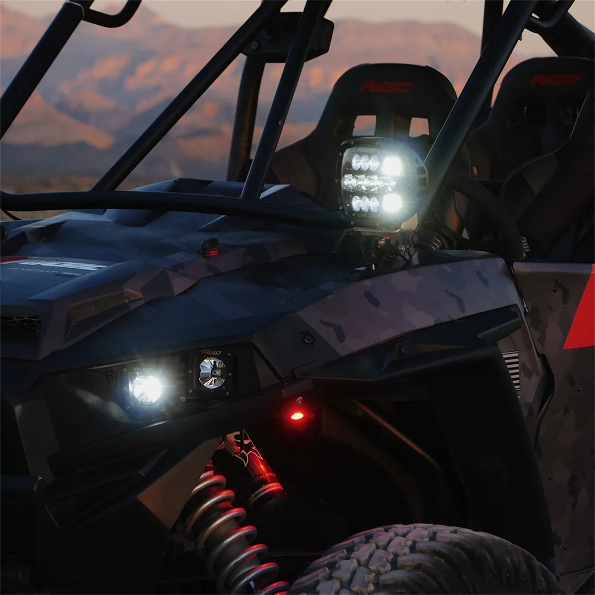 Rigid Adapt xp Extreme Powersports LED Light With 3 Lighting Zones And GPS Module, Kit Includes Amber Cover And Mounting Bracket,single product image