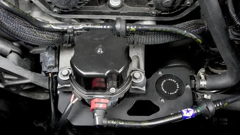 '18-23 Jeep JL 2.0L Baffled Oil Catch Can Kit product image