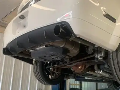 Pypes Performance exhaust Cat Back Mid Muffler Exhaust System 05-10 Mustang GT Split Rear Dual Exit 2.5 in Intermediate And Tail Pipe M80 Mufflers/Hardware/4 in Black Tips Incl Black Finish 409 Stainless Steel Pypes Exhaust