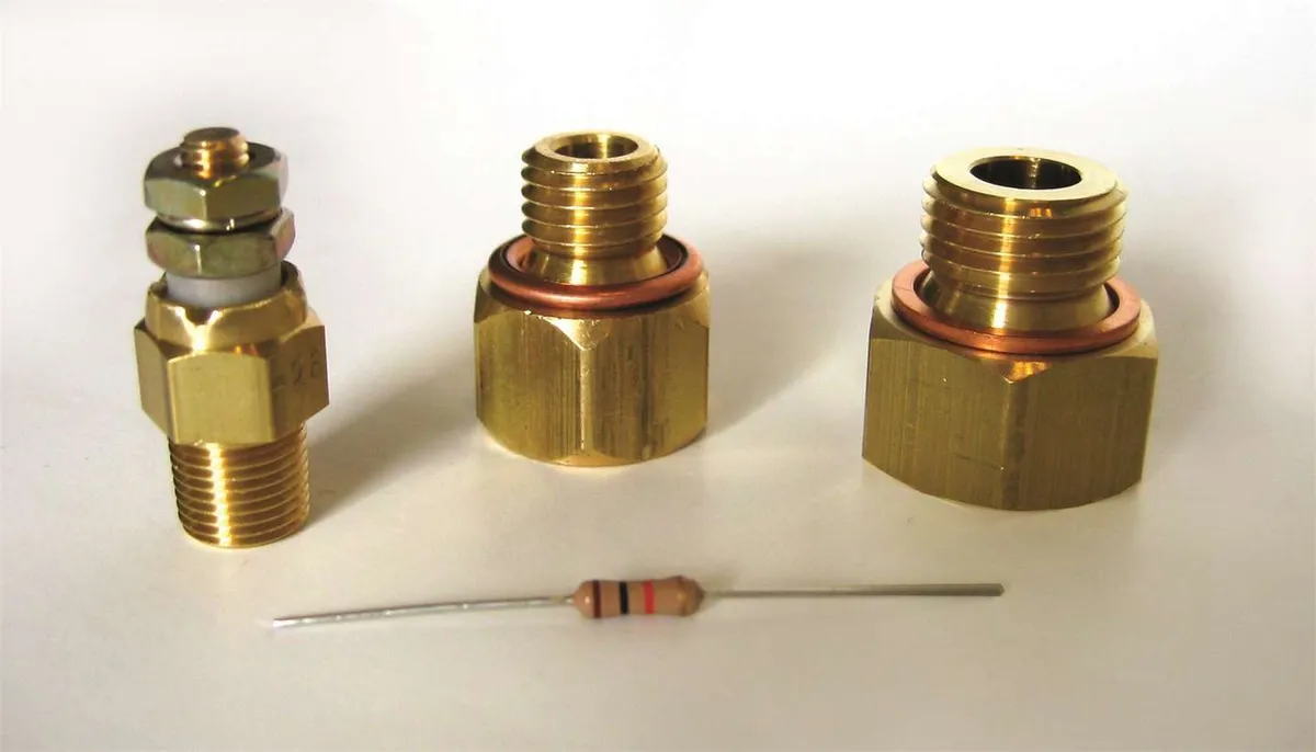 AutoMeter Autometer 5284 Gauge Install Kit For ls Engines, Incl. Fittings, Short Temp Sensor, Manual